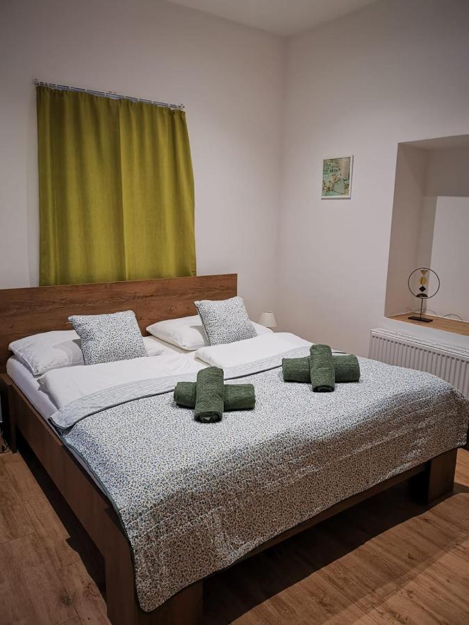 Hotel Palackého 135 Mělník Esterno foto